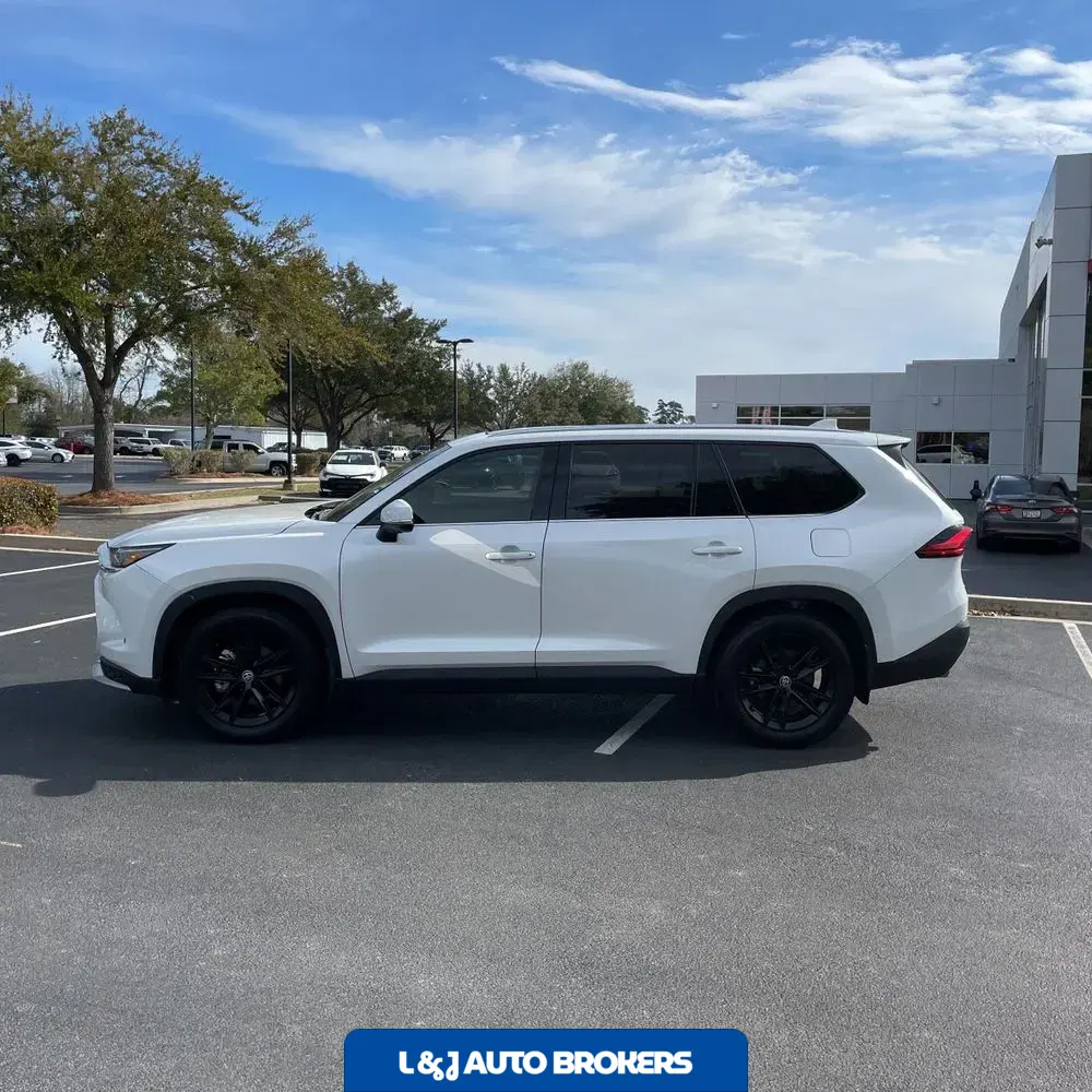 2024 Toyota Grand Highlander Hybrid MAX Platinum