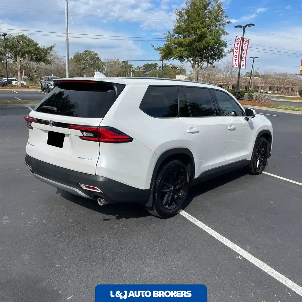 2024 Toyota Grand Highlander Hybrid MAX Platinum