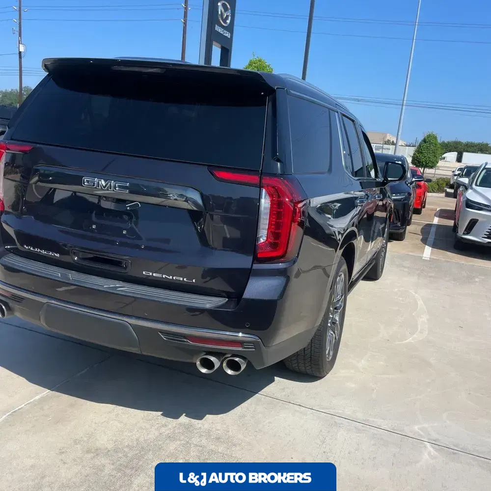 2023 GMC Yukon Denali Ultimate