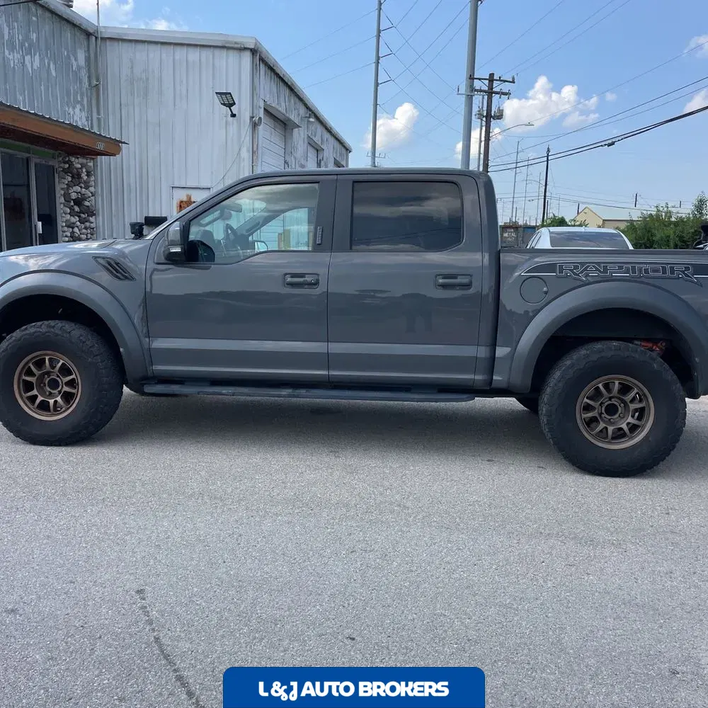 2020 Ford F-150 Raptor