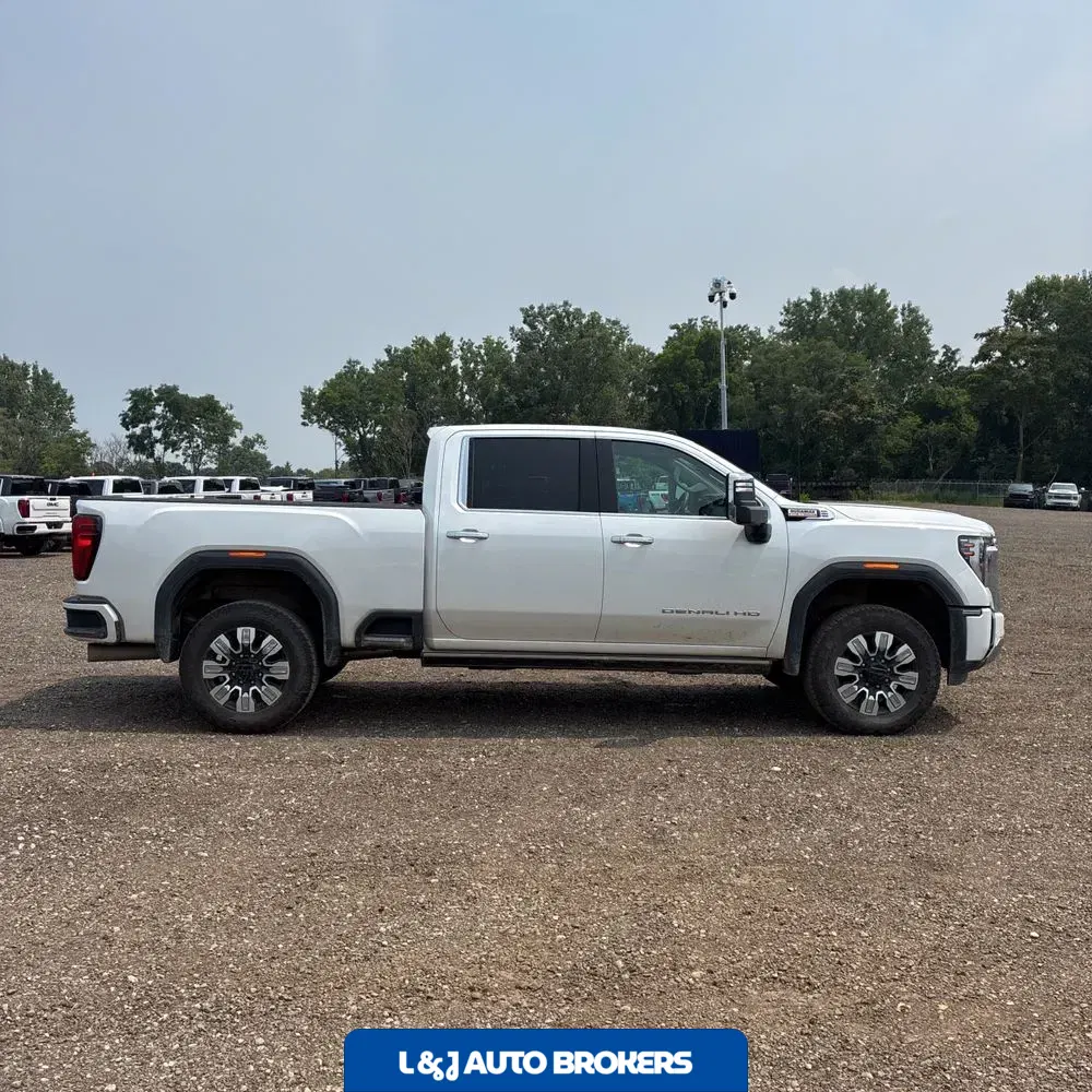 2024 GMC Sierra 2500 Denali