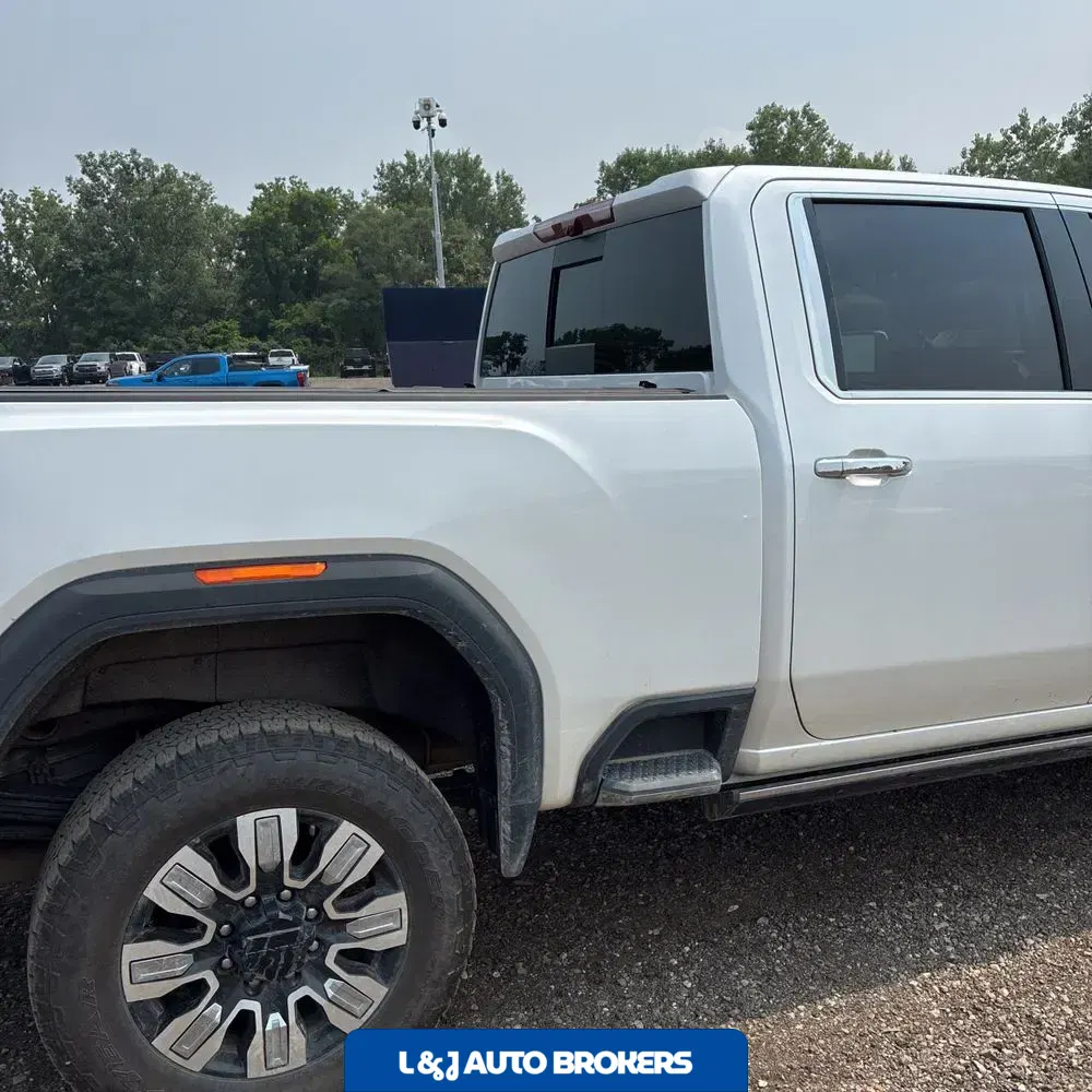 2024 GMC Sierra 2500 Denali