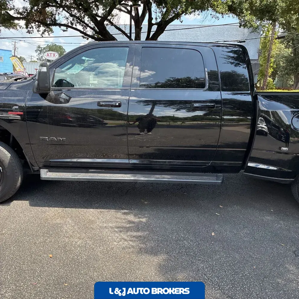 2024 Ram 3500 Laramie