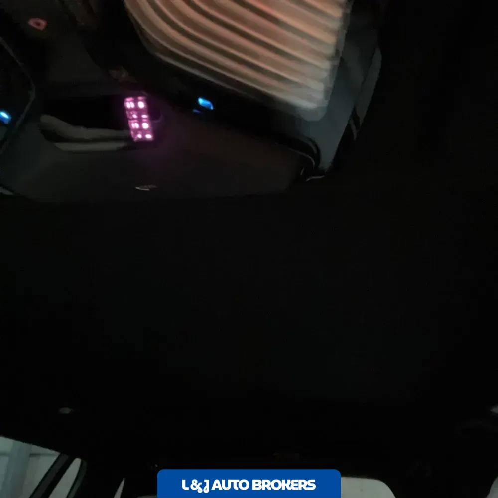 2023 BMW X7 M60i