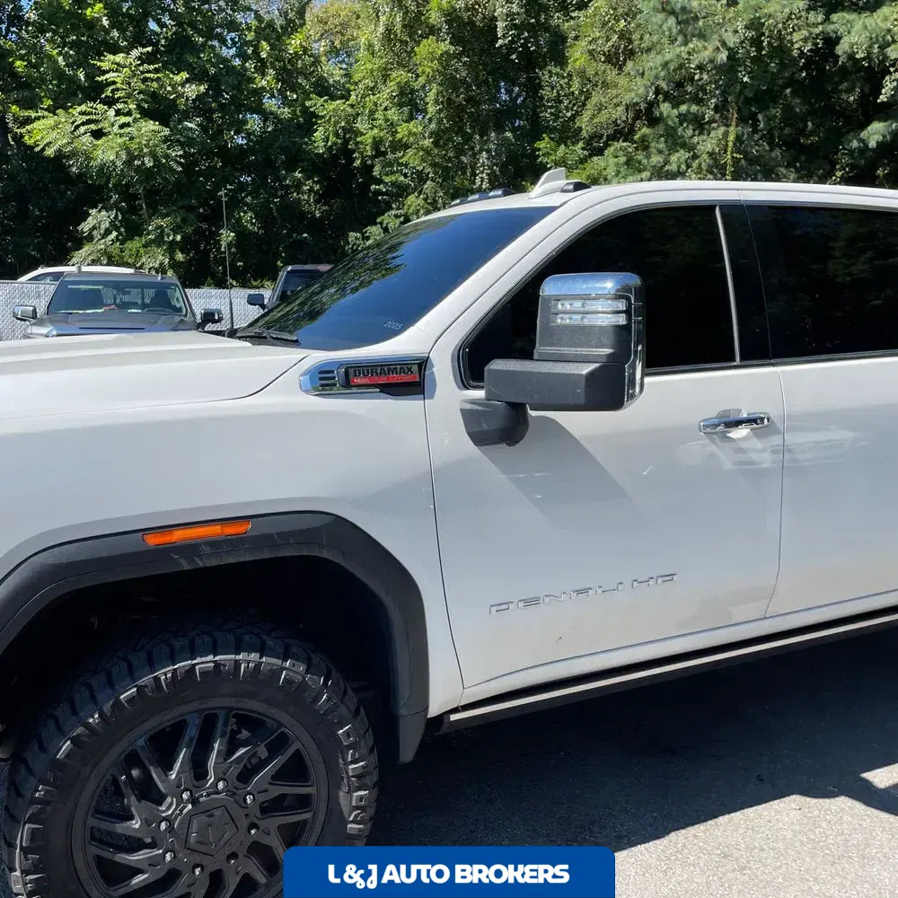 2024 GMC Sierra 3500HD Denali