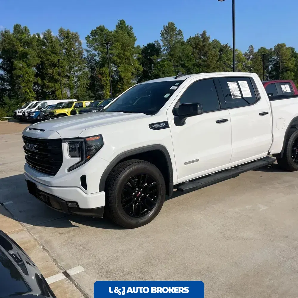 2024 GMC Sierra 1500 Elevation