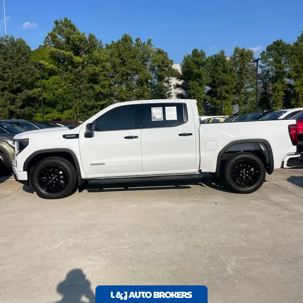 2024 GMC Sierra 1500 Elevation