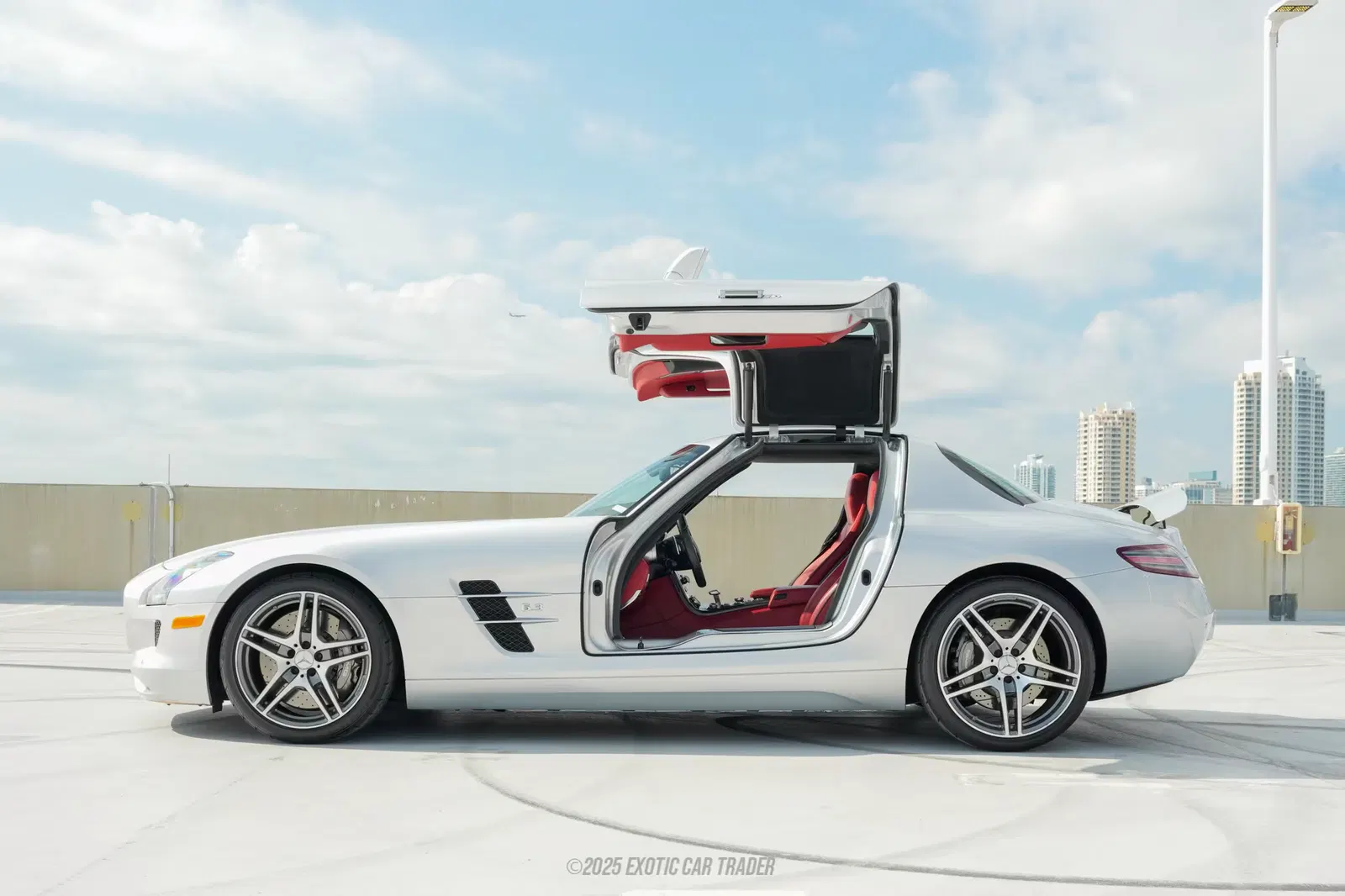 2011 Mercedes-Benz SLS AMG