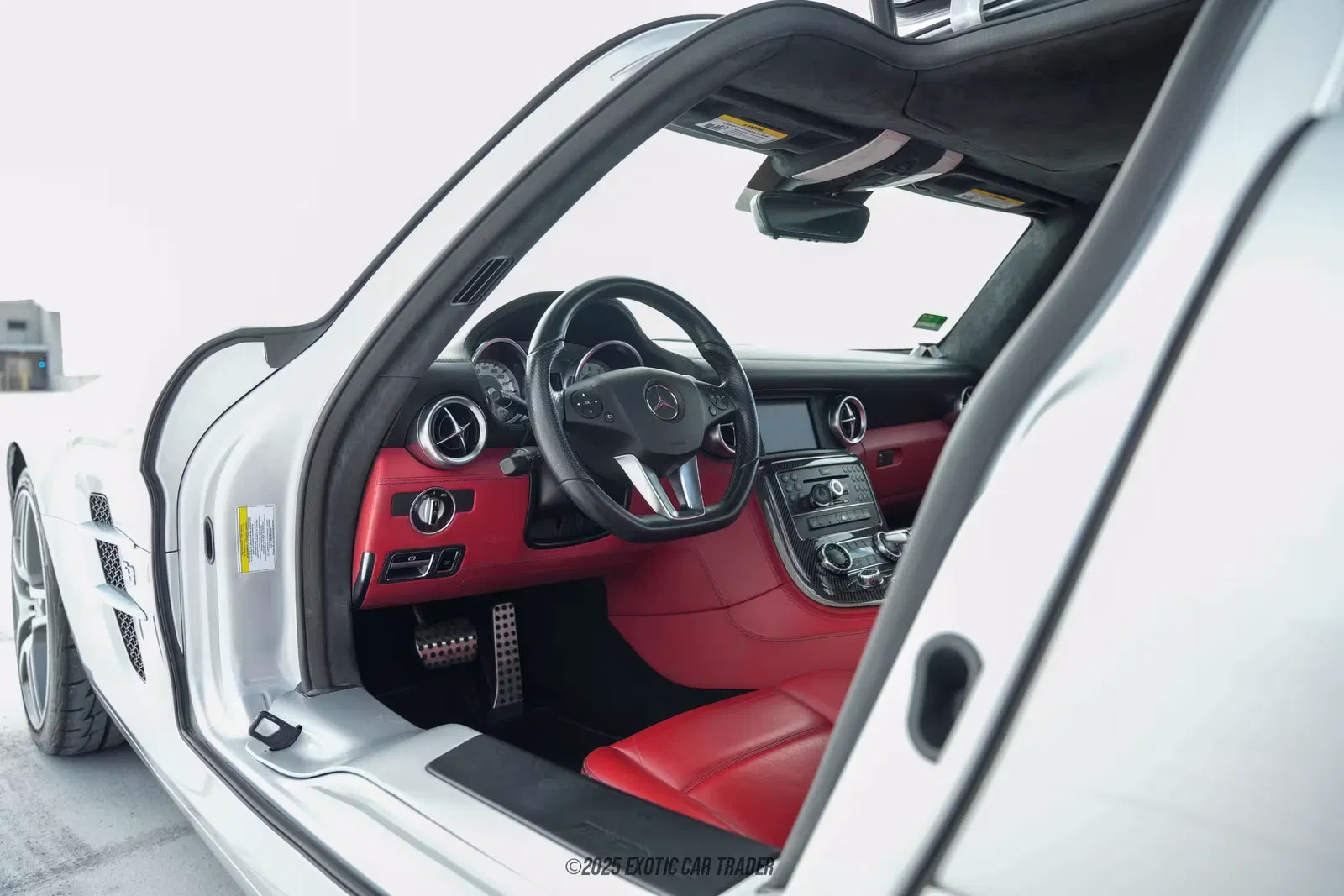 2011 Mercedes-Benz SLS AMG