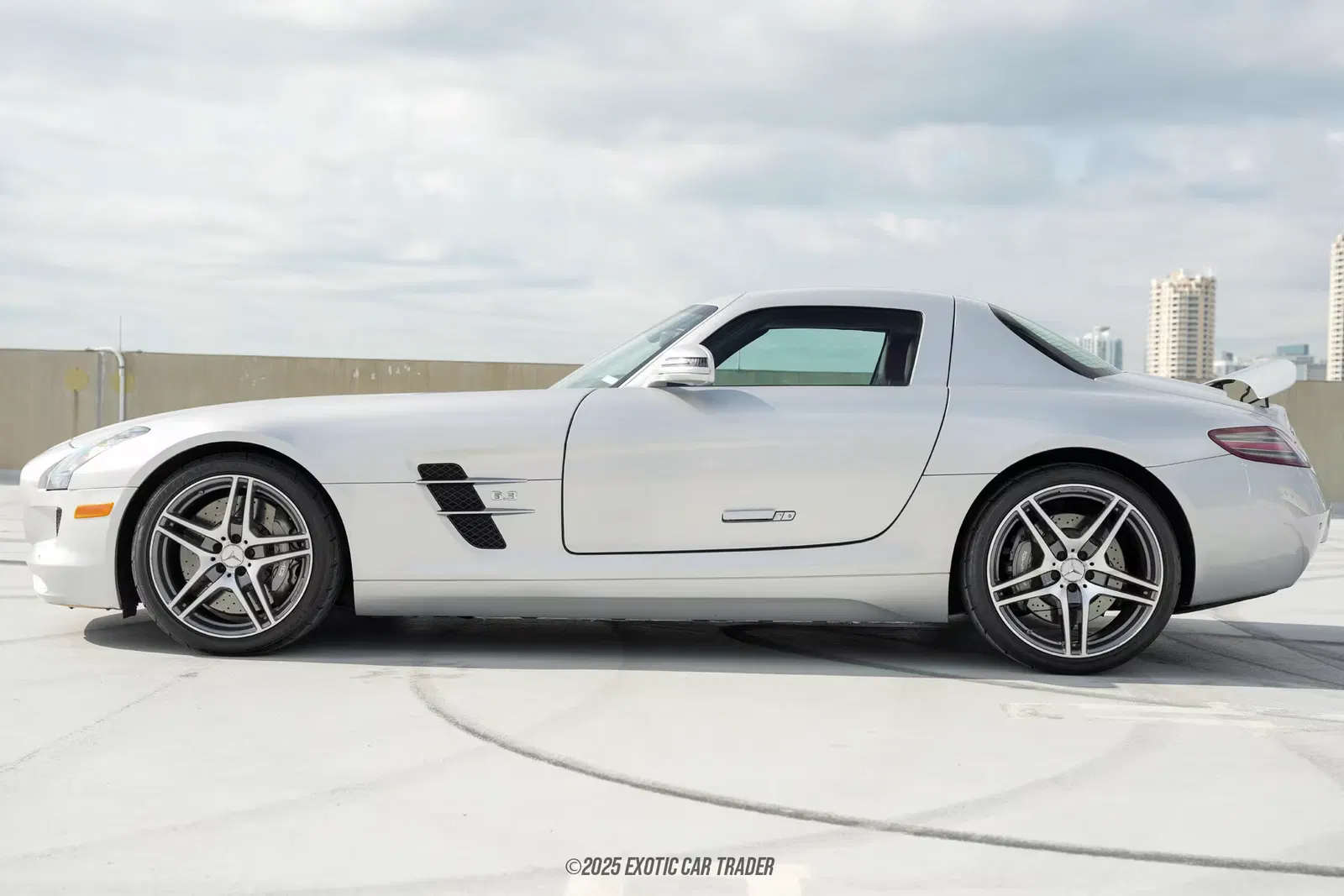 2011 Mercedes-Benz SLS AMG