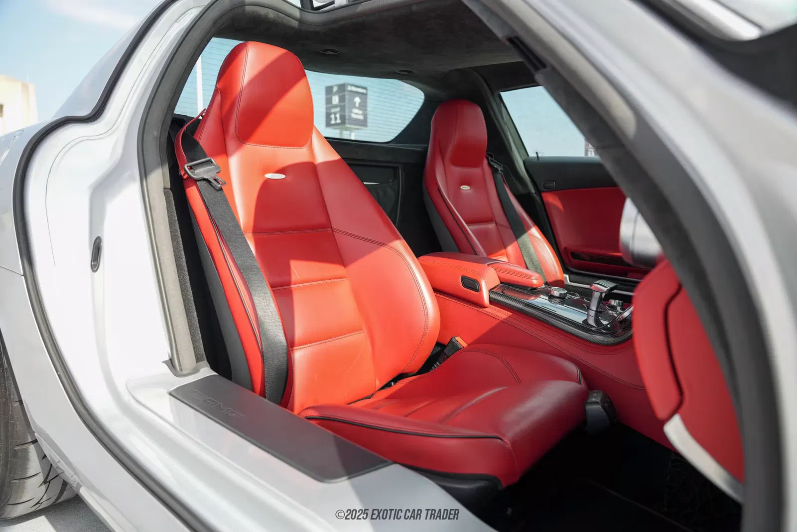 2011 Mercedes-Benz SLS AMG
