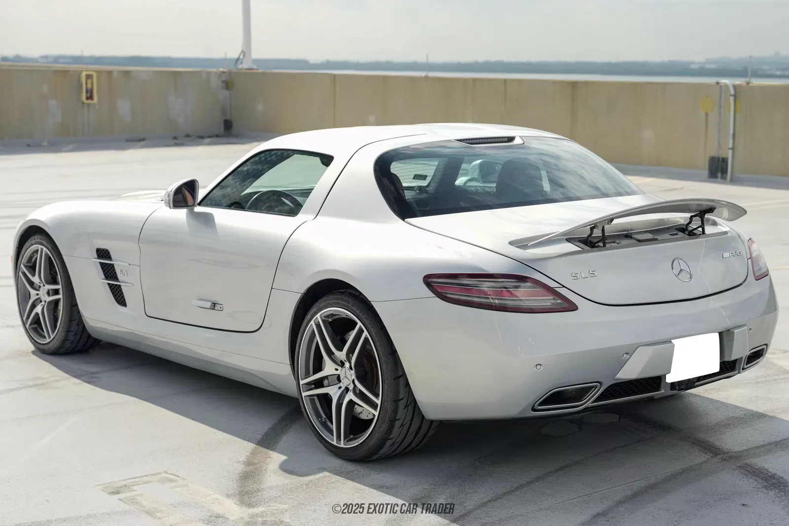 2011 Mercedes-Benz SLS AMG