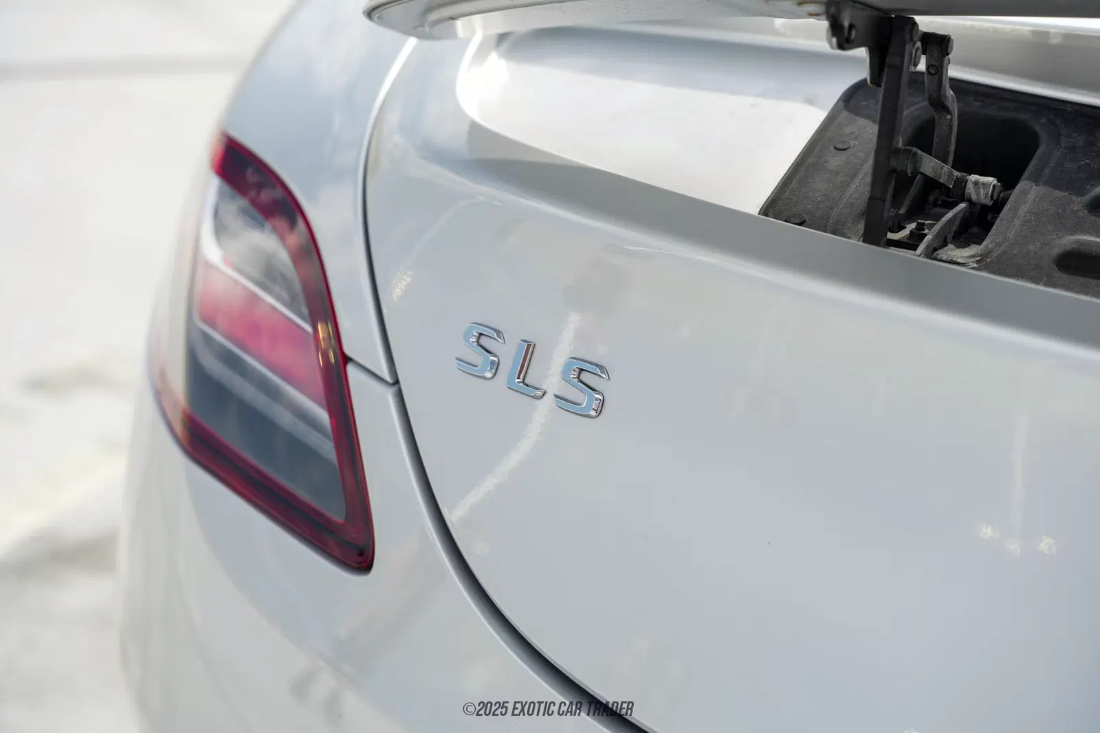 2011 Mercedes-Benz SLS AMG