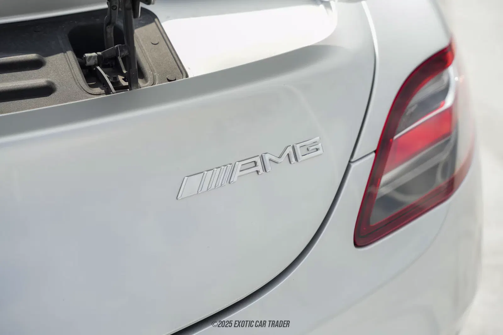 2011 Mercedes-Benz SLS AMG