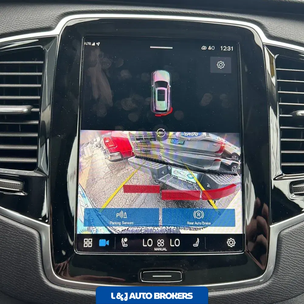 2024 Volvo XC90 T8 - Plus PHEV