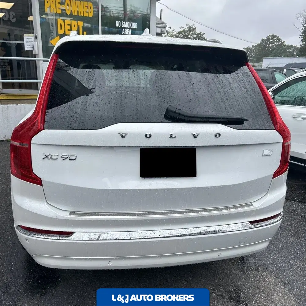 2024 Volvo XC90 T8 - Plus PHEV