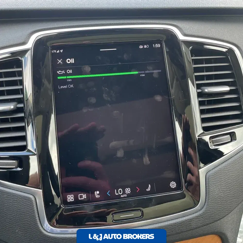 2024 Volvo XC90 T8 - Plus PHEV
