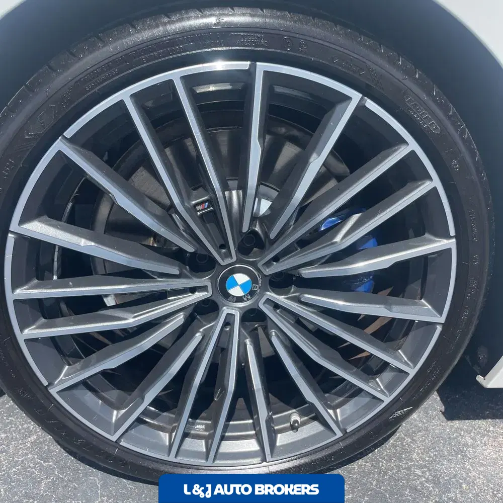 2022 BMW 8-Series 840i