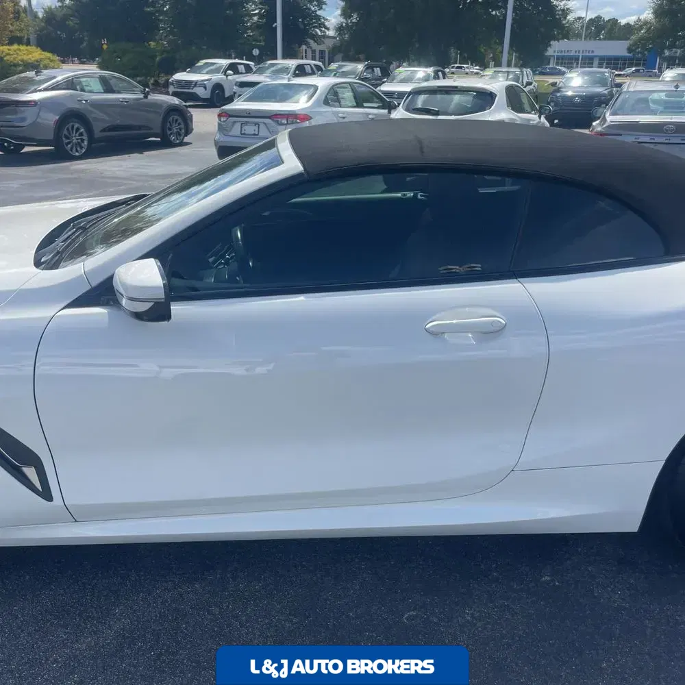 2022 BMW 8-Series 840i