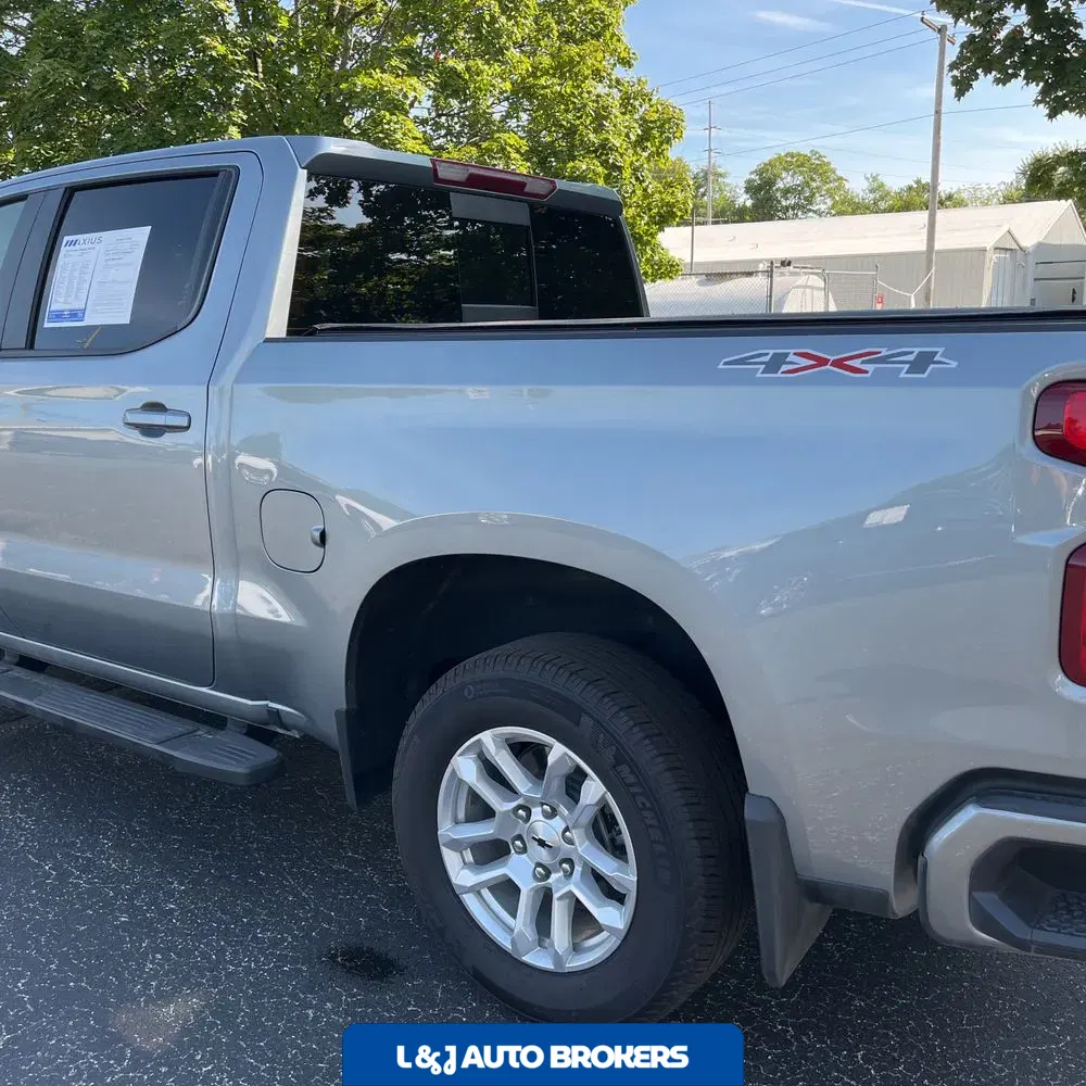 2024 Chevrolet Silverado 1500 RST
