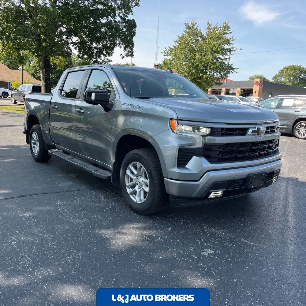 2024 Chevrolet Silverado 1500 RST
