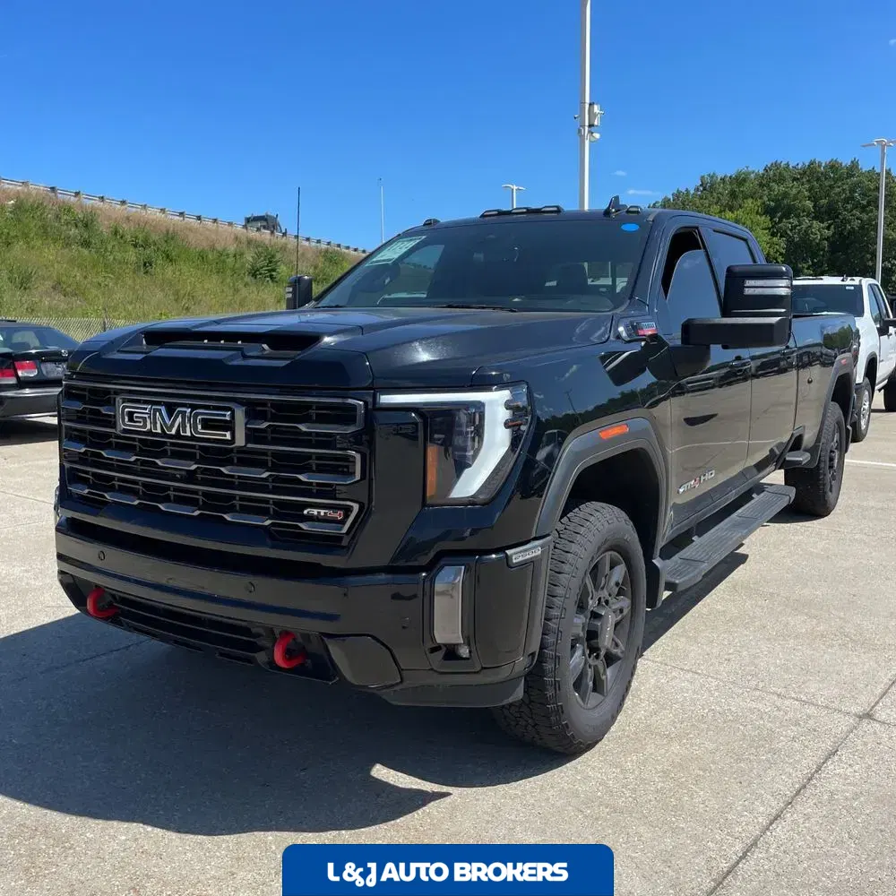 2024 GMC Sierra 2500 AT4