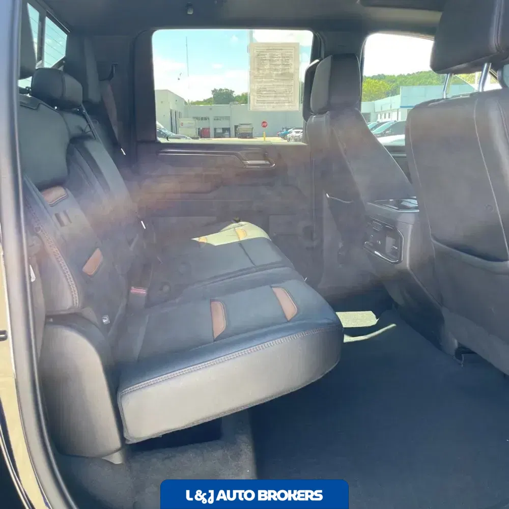 2024 GMC Sierra 2500 AT4