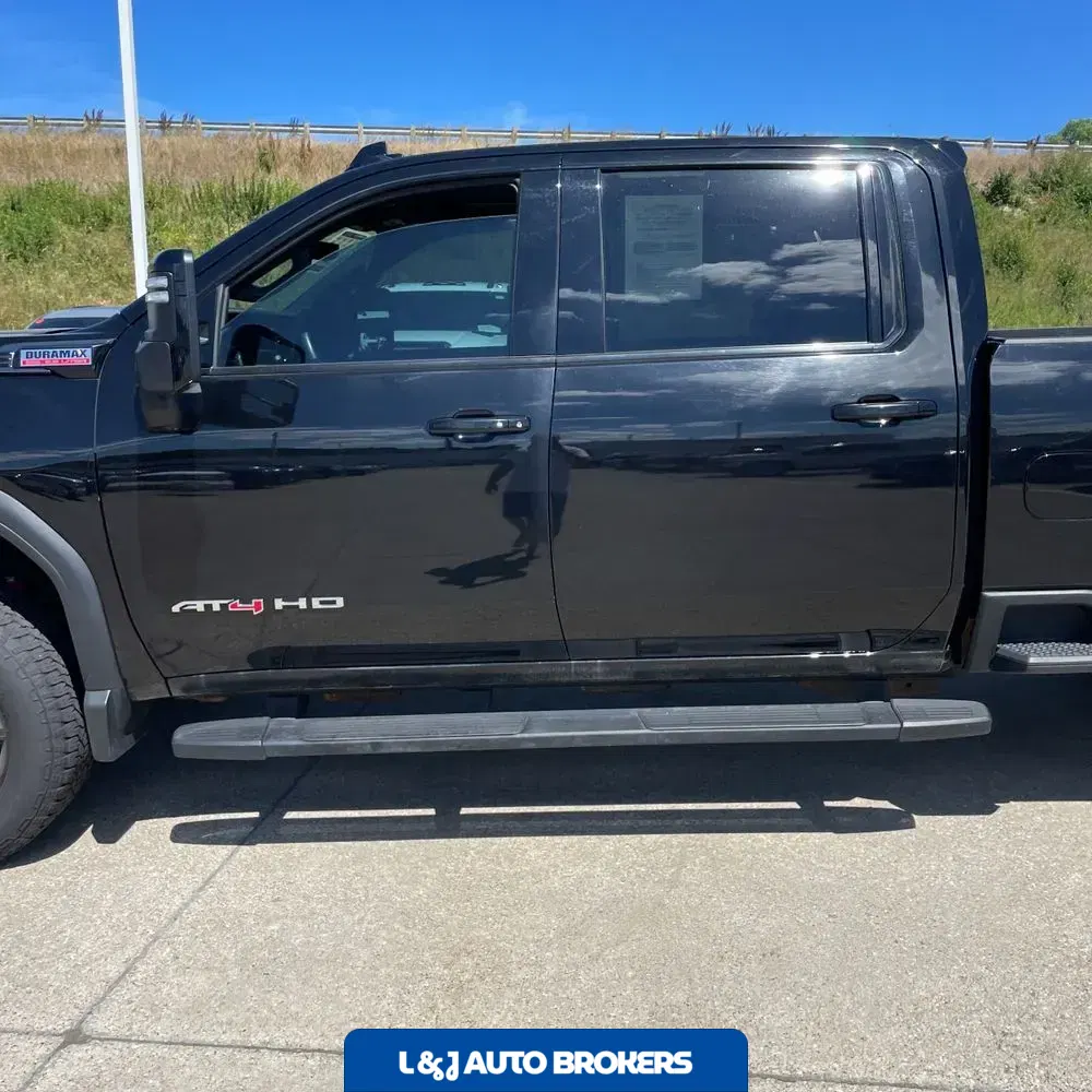 2024 GMC Sierra 2500 AT4