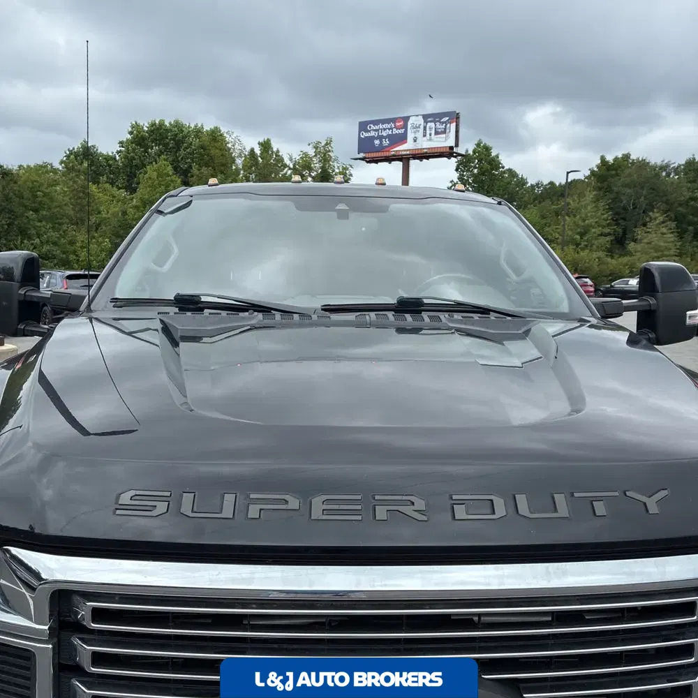 2021 Ford F-350 Super Duty Lariat