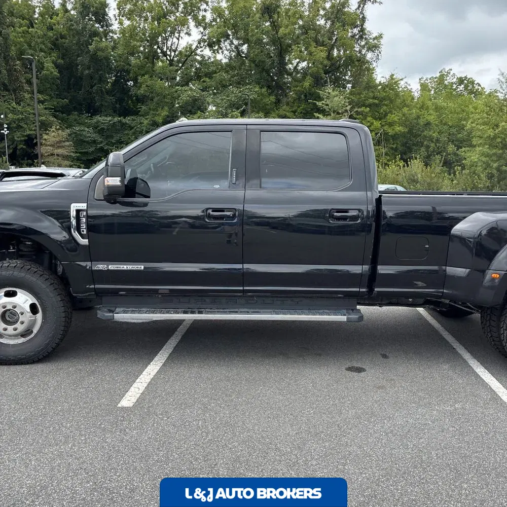 2021 Ford F-350 Super Duty Lariat