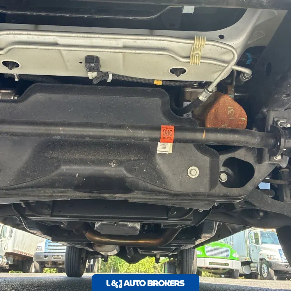2025 Chevrolet Express LS 3500