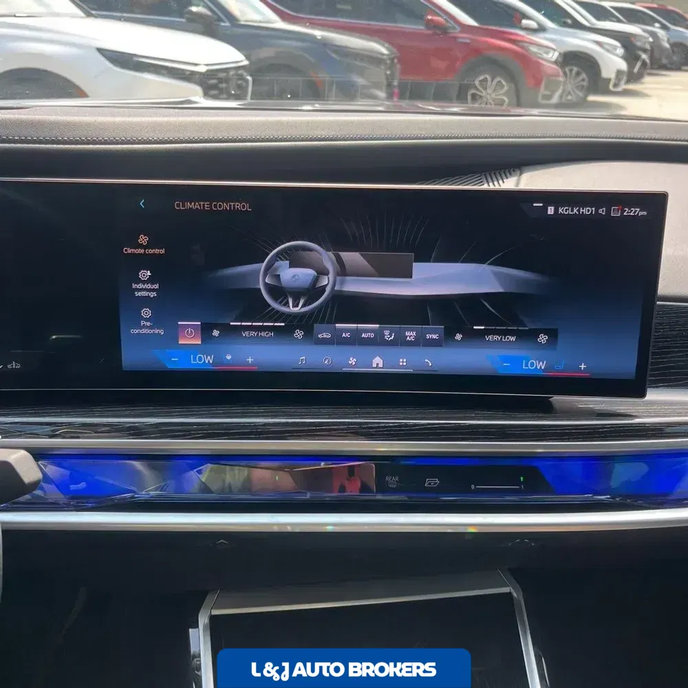 2024 BMW 7-Series 740i