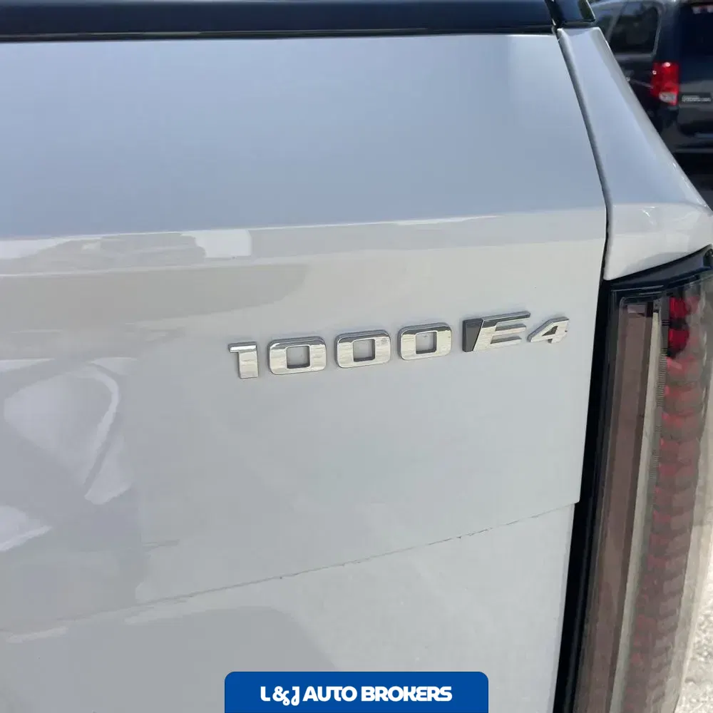 2025 Cadillac Escalade IQ Sport 1