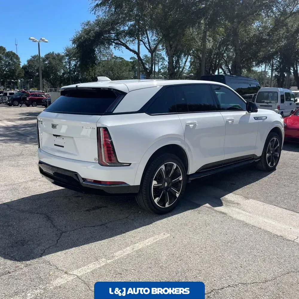 2025 Cadillac Escalade IQ Sport 1