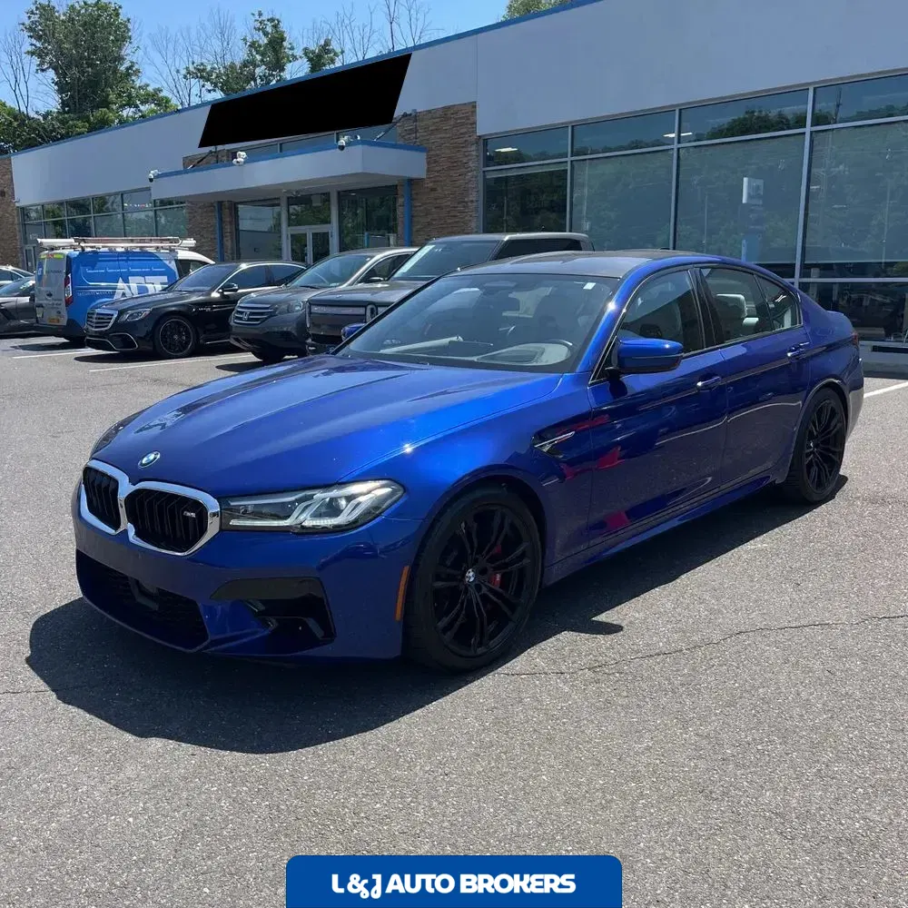 2022 BMW M5 Base