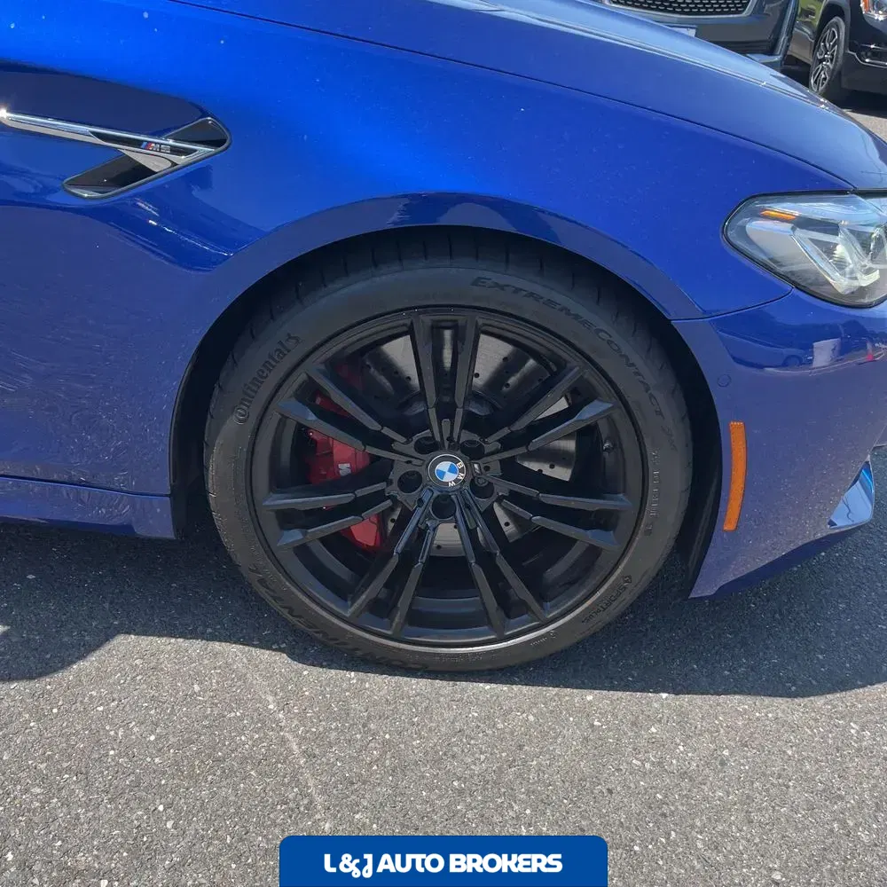 2022 BMW M5 Base