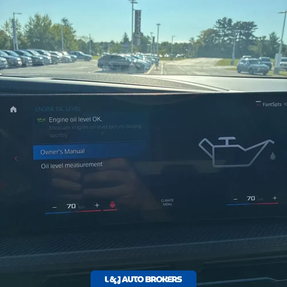 2023 BMW XM Base
