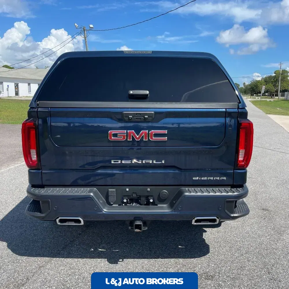 2023 GMC Sierra 1500 Denali
