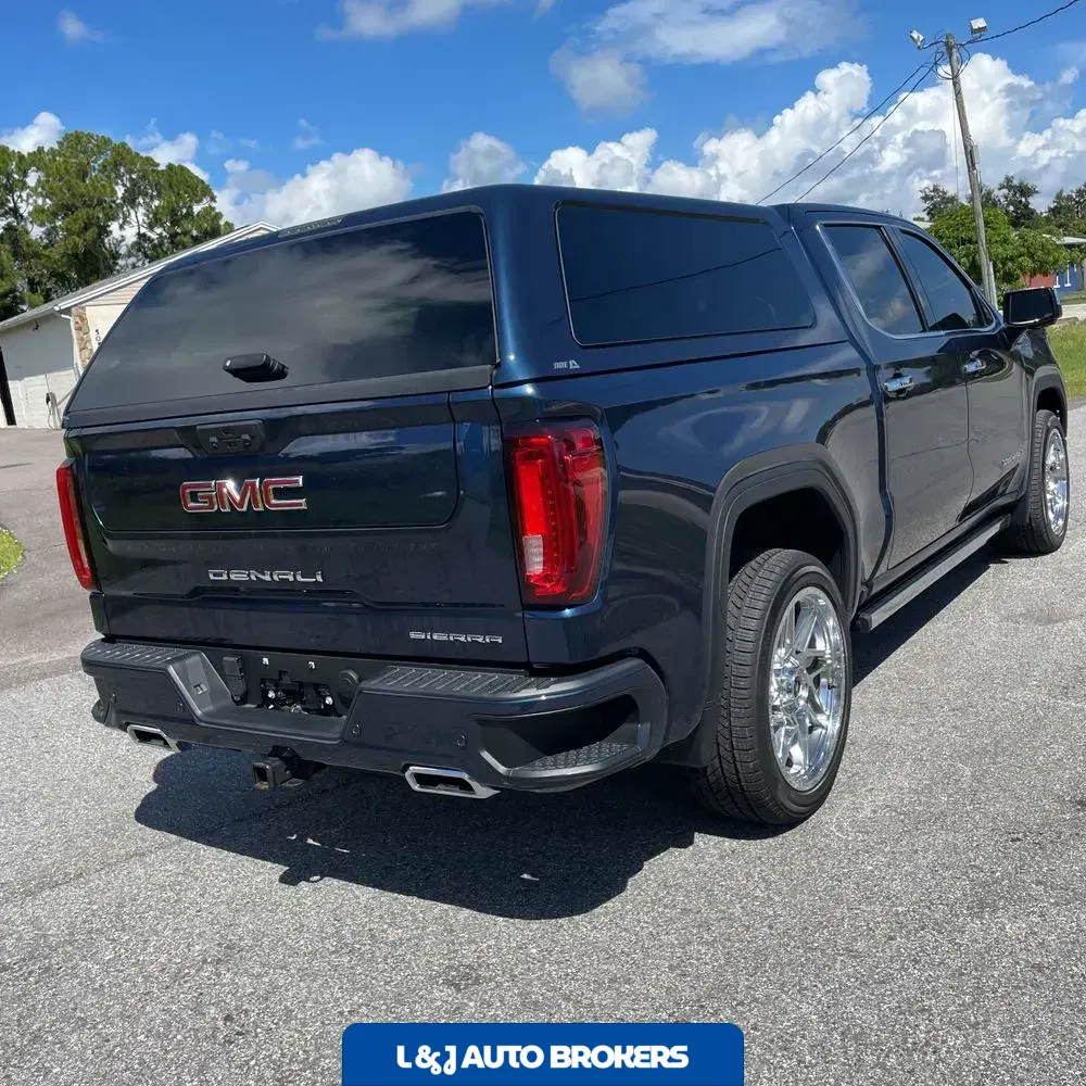 2023 GMC Sierra 1500 Denali