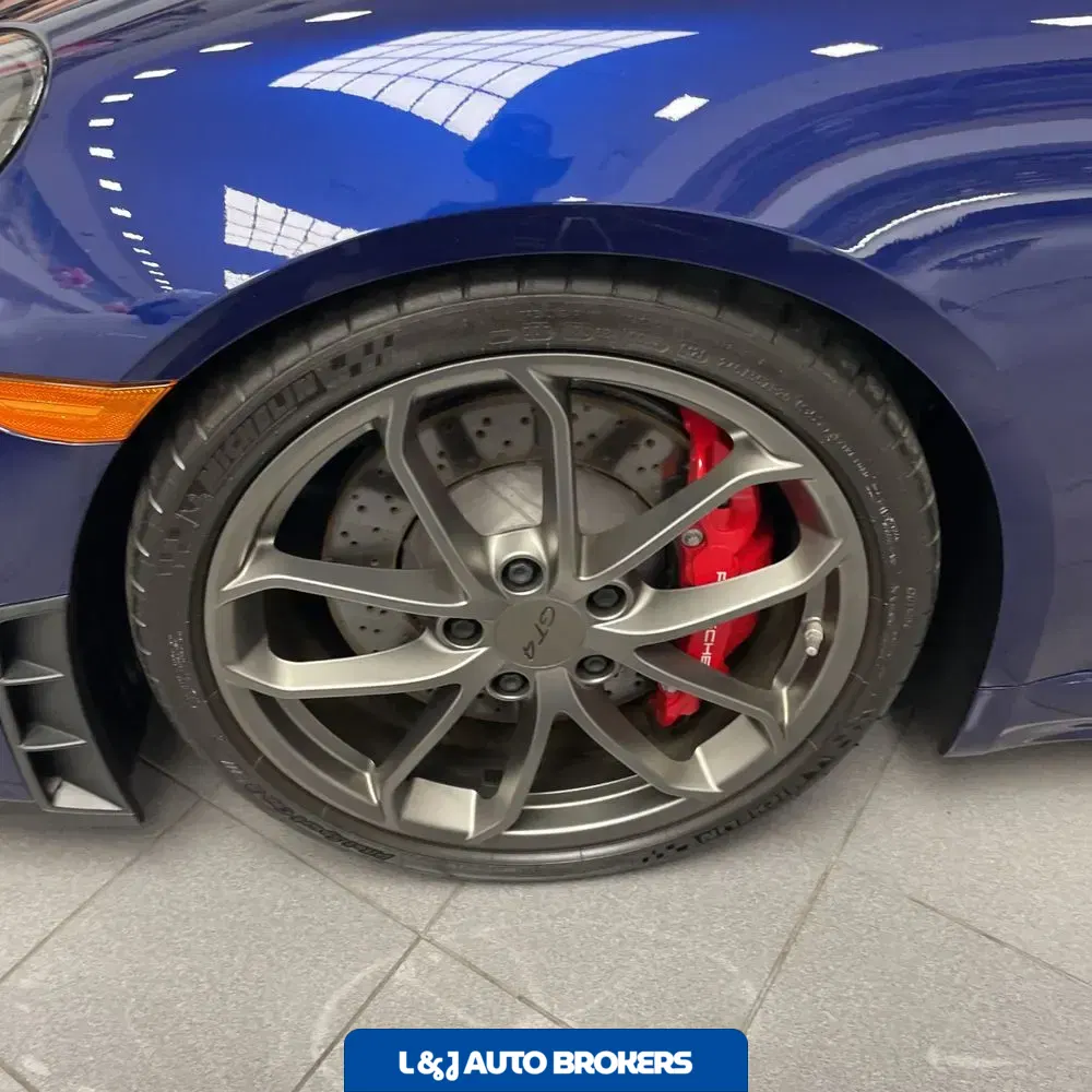 2021 Porsche 718 Cayman GT4