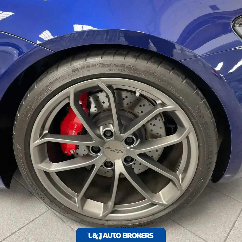 2021 Porsche 718 Cayman GT4