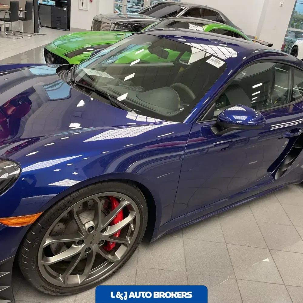 2021 Porsche 718 Cayman GT4