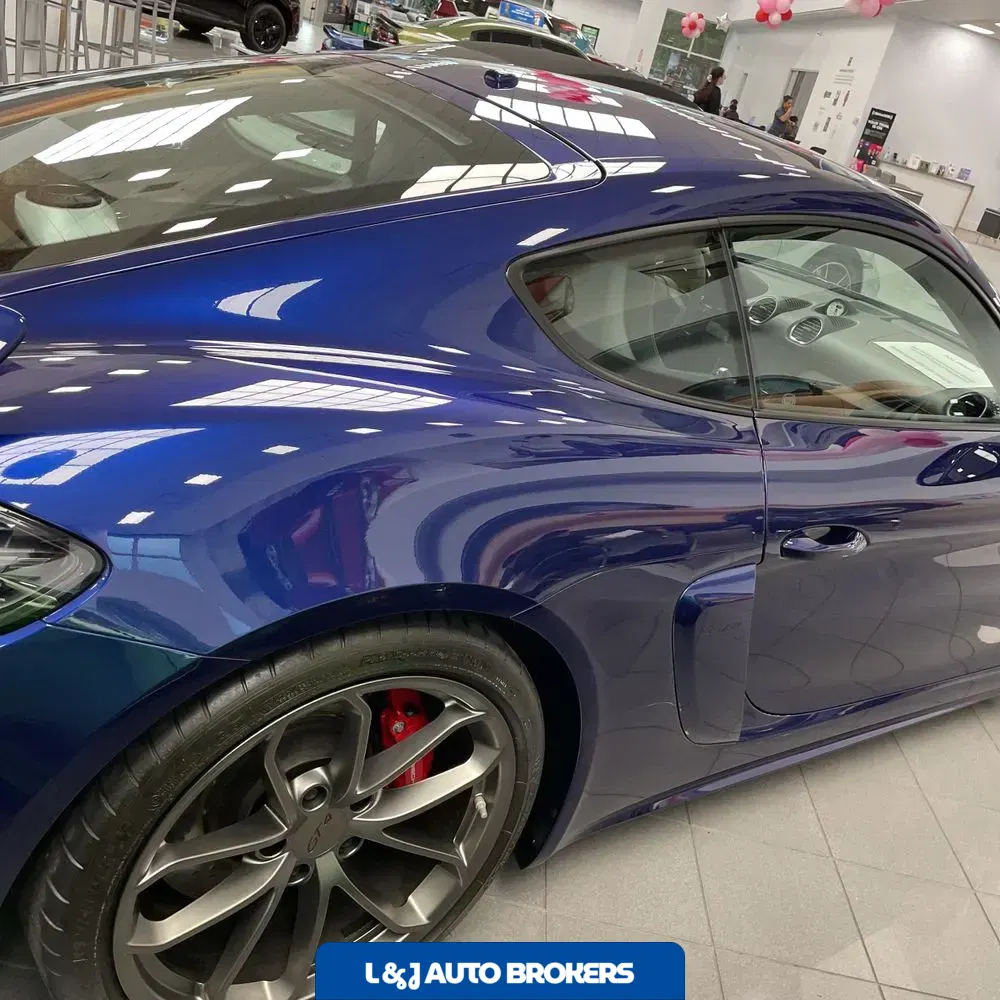 2021 Porsche 718 Cayman GT4