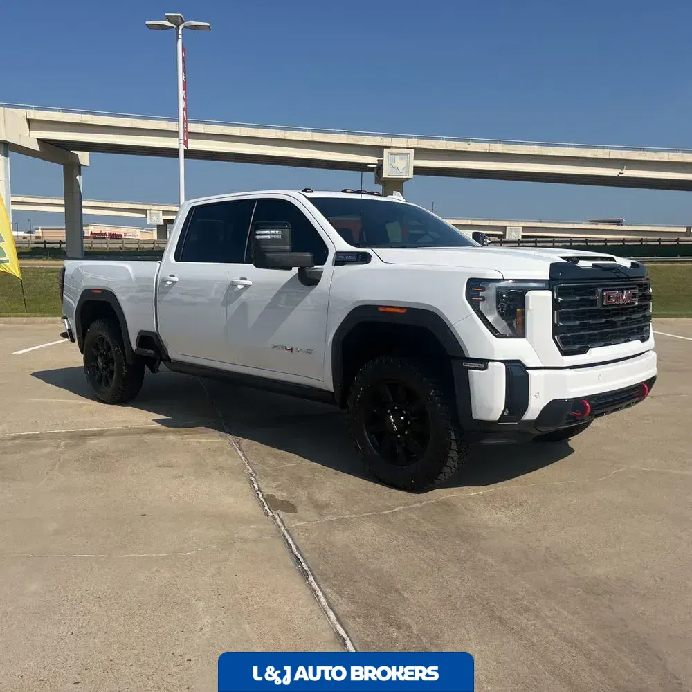 2025 GMC Sierra 2500HD AT4