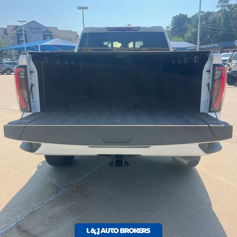 2025 GMC Sierra 2500HD AT4