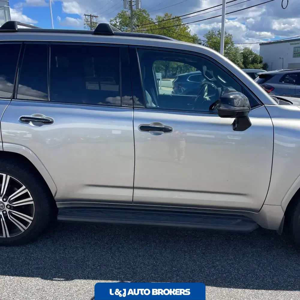2023 Lexus LX 600 Luxury