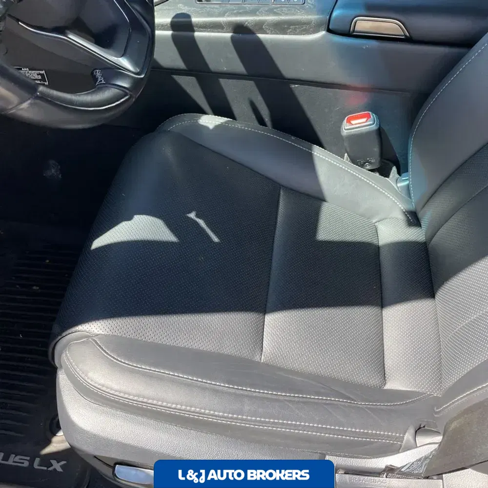 2023 Lexus LX 600 Luxury