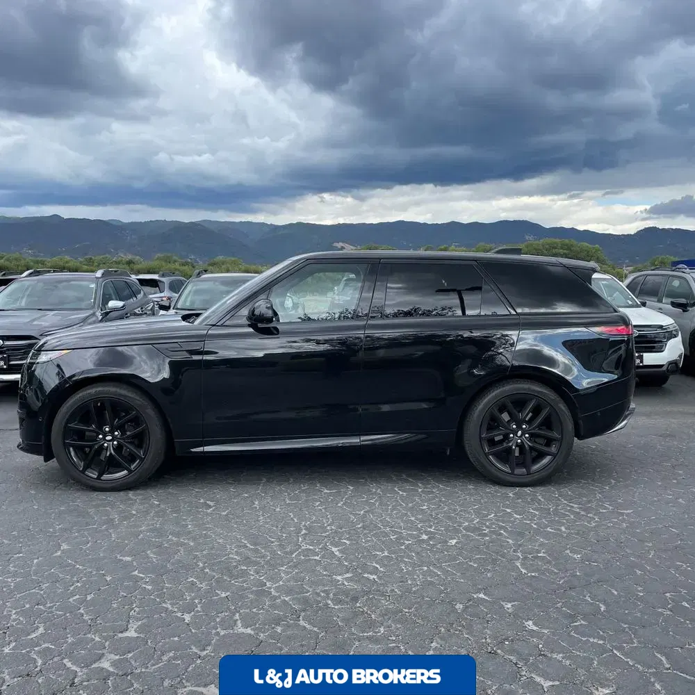 2023 Land Rover Range Rover Sport SE DYN