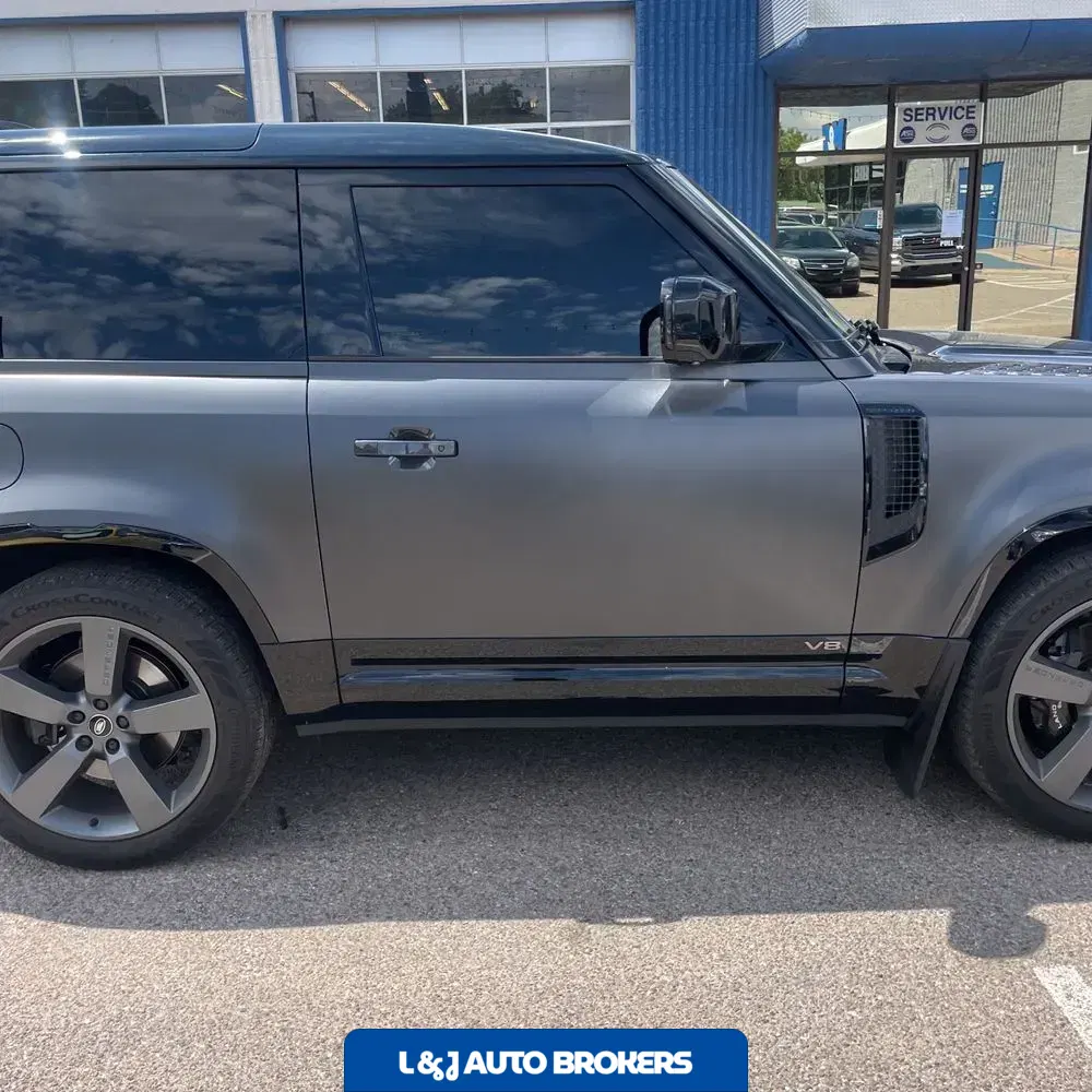 2024 Land Rover Defender 90 V8 Carpathian Edition