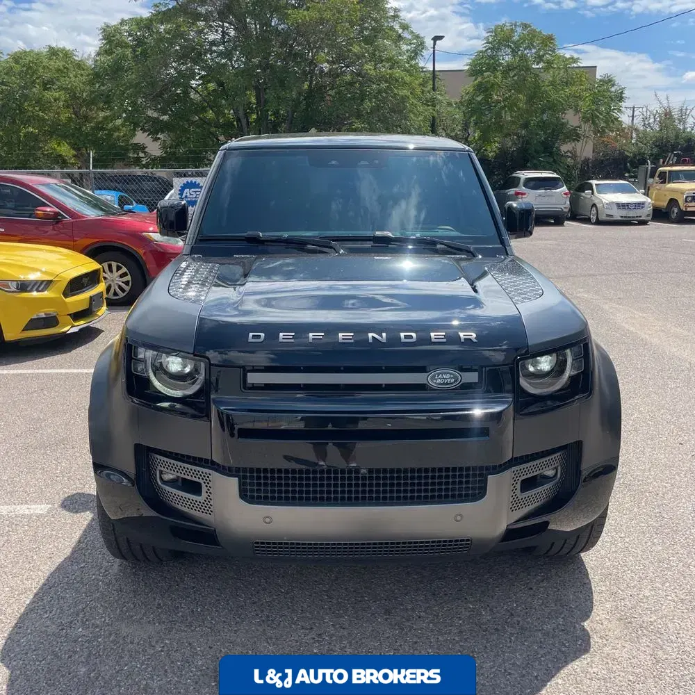 2024 Land Rover Defender 90 V8 Carpathian Edition